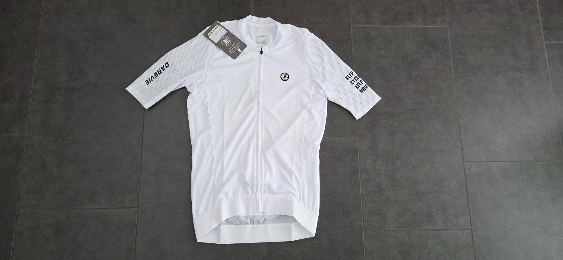 Leibchen & Hosen: Velotrikot DAREVIE - weiss / M – Neu und originalverpackt aus Wittenbach von Hase113
