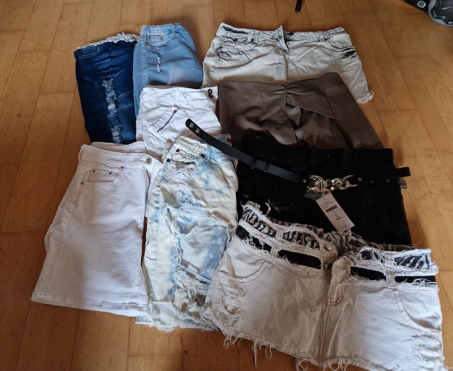 Lotti di vestiti: Kleiderpaket Damen Gr L – Usato da Wattwil venduto da Girl2000 1