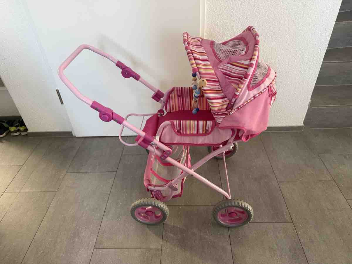 Puppenwagen: Kinderwagen rosa Puppe – Gebraucht aus Embrach von Trendy24