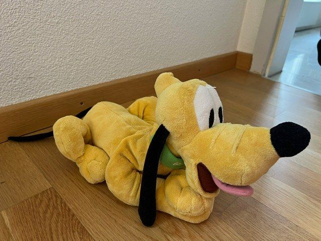 Disney Spielzeuge: Pluto peluche - Disney – Neu (gemäss Beschreibung) aus Zürich von agn_6l9v 1