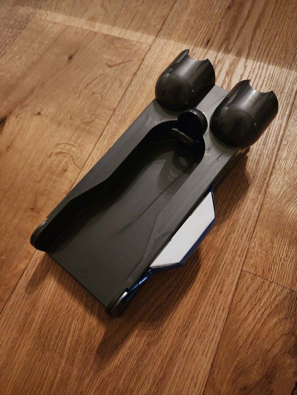 Dyson Supporti a parete: Dyson V12 Wandhalterung Ladestation Originalverpackt – Nuovo e nell'imballaggio originale da Siebnen venduto da TomLauVau