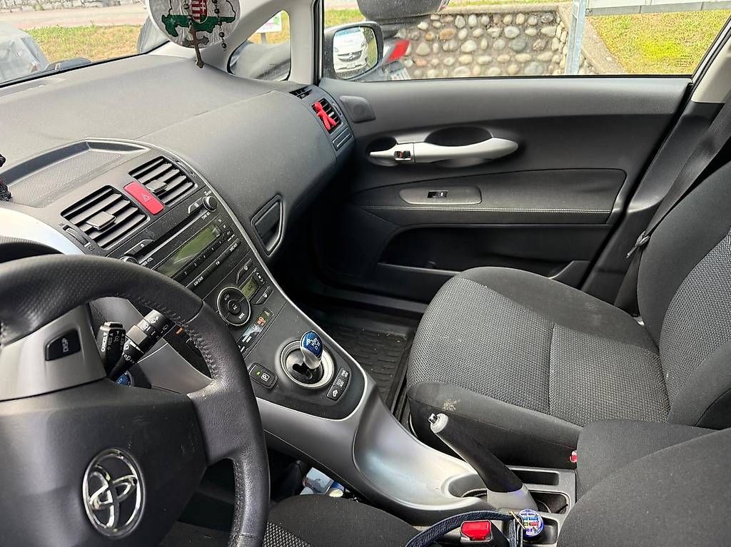 Automobili: Toyota Auris Hybrid 1.8 HSD  – Usato da Iseo venduto da gabor76 4