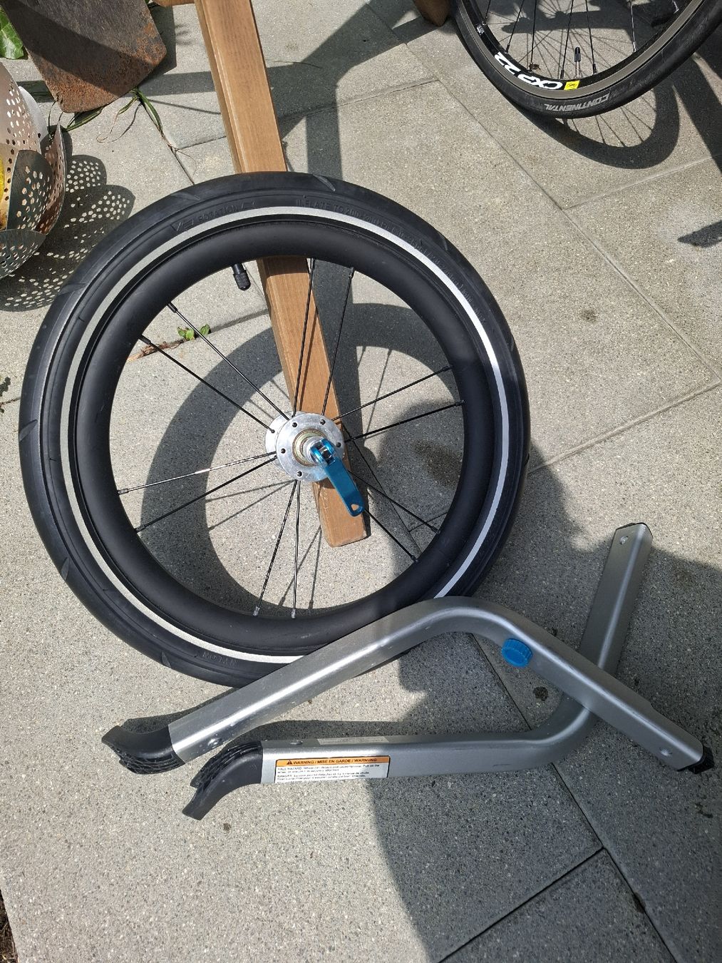 Thule Rimorchi: Thule Jogging Kit – Usato da Volketswil venduto da Betschii