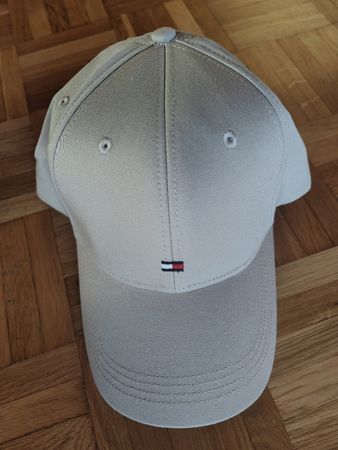 Tommy Hilfiger Flag