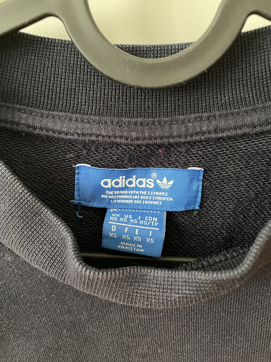 Adidas Maglioni & Felpe: Vintage Adidas Pullover rot/dunkelblau XS – Usato da Obernau venduto da offbloom 1