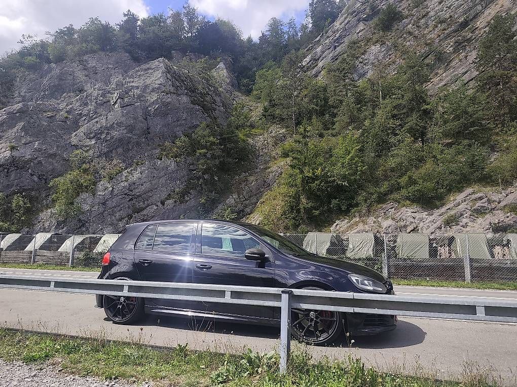 Automobili: VW GOLF R 2.0 TSI 4Motion – Usato da Obergösgen venduto da osi_zy22 2
