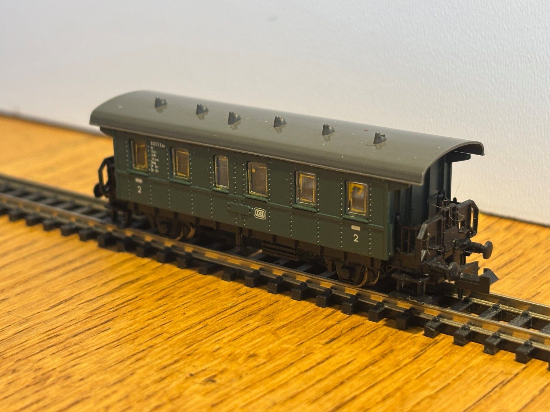 Modellini di ferrovie: e1666: Oldtimer Personenwagen (Spur N) – Usato da Birsfelden venduto da Birs_25