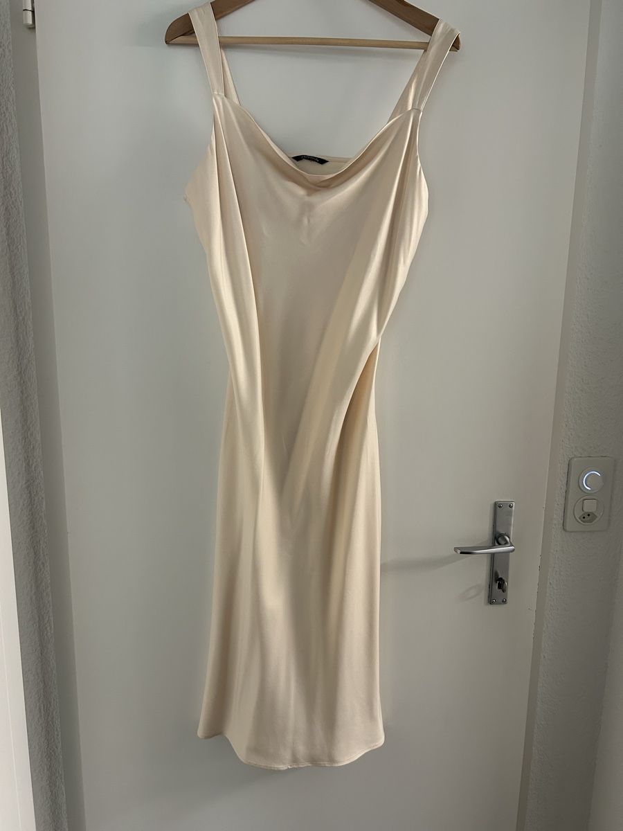 Comma Kleider: Wunderschönes Sommerkleid – Neu (gemäss Beschreibung) aus Untersiggenthal von schnaepplideal