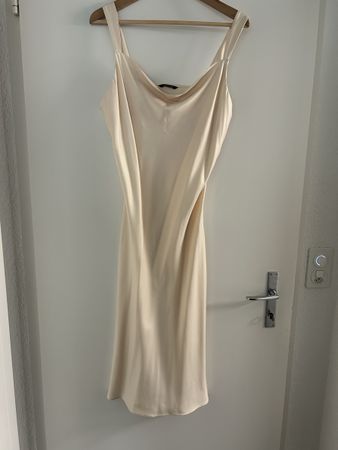 Wunderschönes Sommerkleid