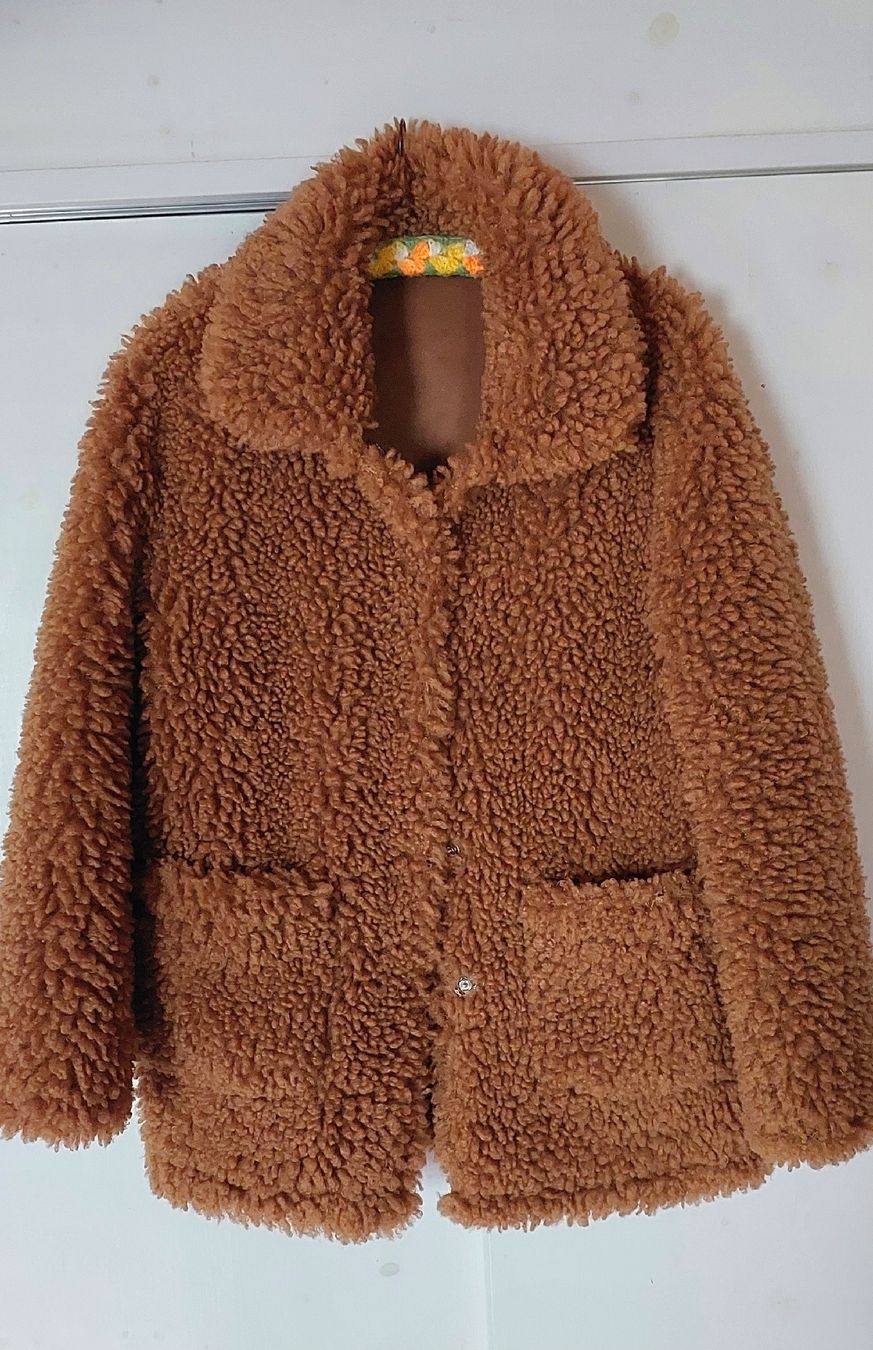 Anouk Giacche: Teddy Jacke – Usato da Brunnen venduto da CHOUCHOU.