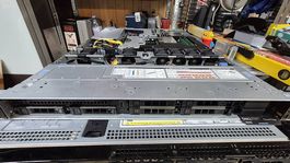 Dell EMC Poweredge R440 / 2x Intel Xeon Silver 4110