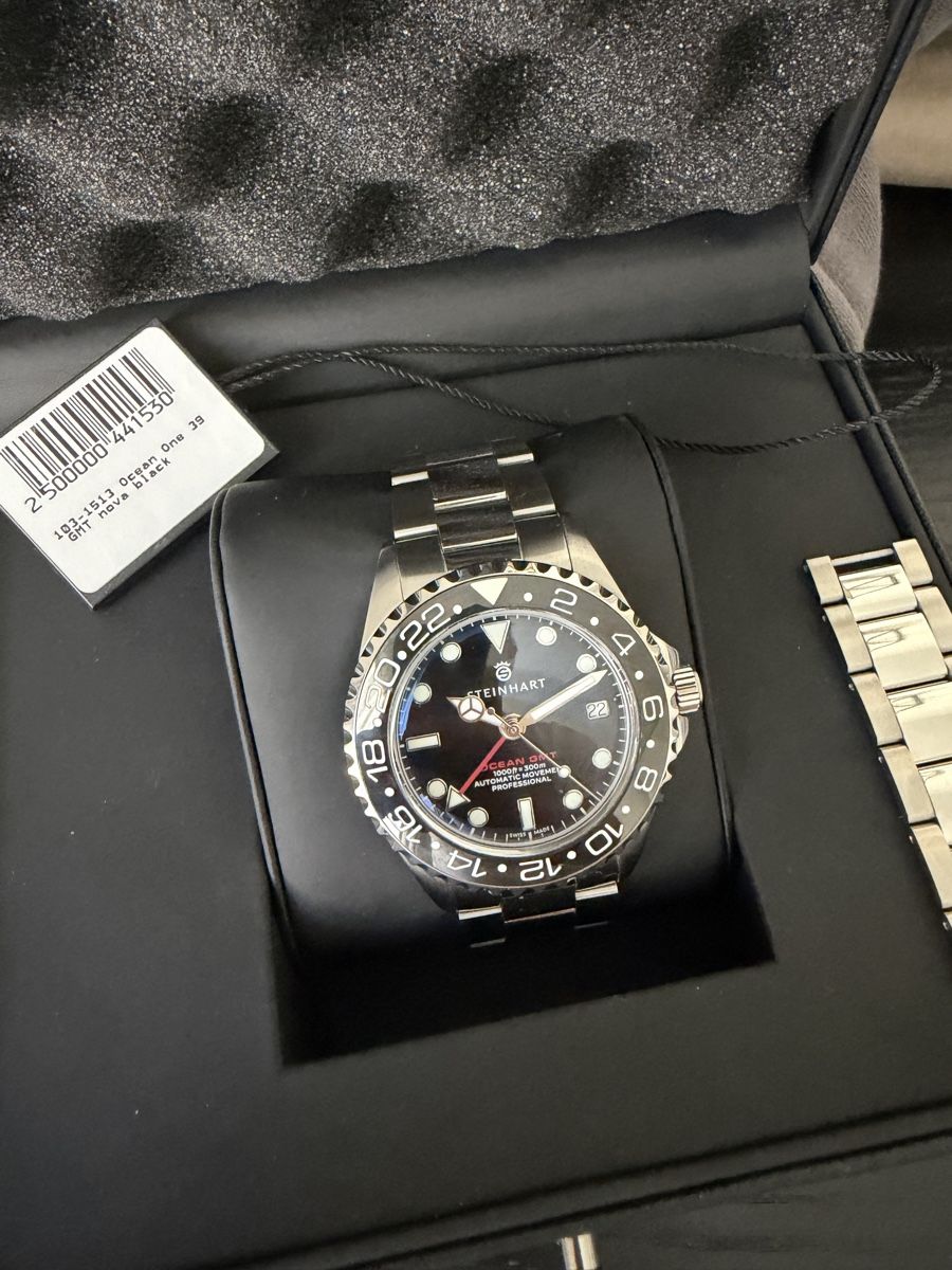 Steinhart Uhren: Steinhart Ocean One 39 GMT Nova black – Gebraucht aus Au ZH von il_fenomeno