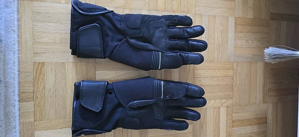 Handschuhe & Handstulpen: Gants moto alpinstars – Gebraucht aus Plan-les-Ouates von kral42 2