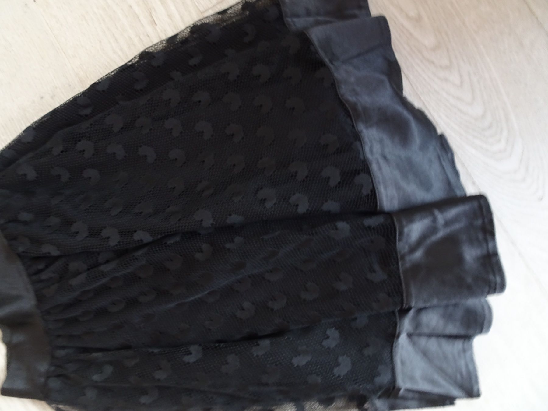 Gonne: Tüll Rock mit Satin schwarz Gr. 42 – Nuovo (secondo la descrizione) da Winterthur venduto da Riiita 3