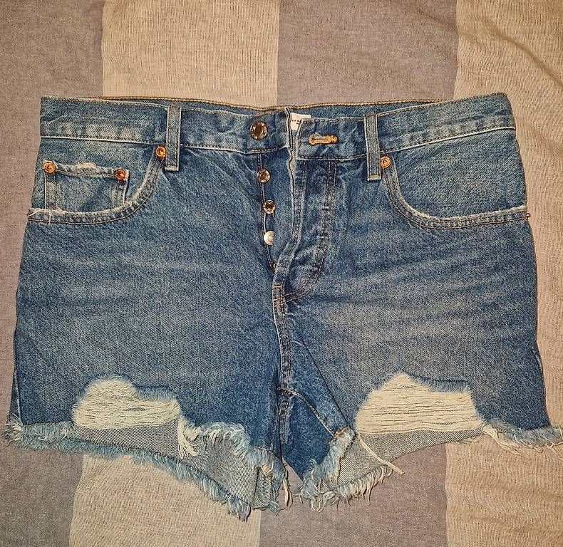 Mango Jeans: Mango 40Gr. – Gebraucht aus Luzern von maji87