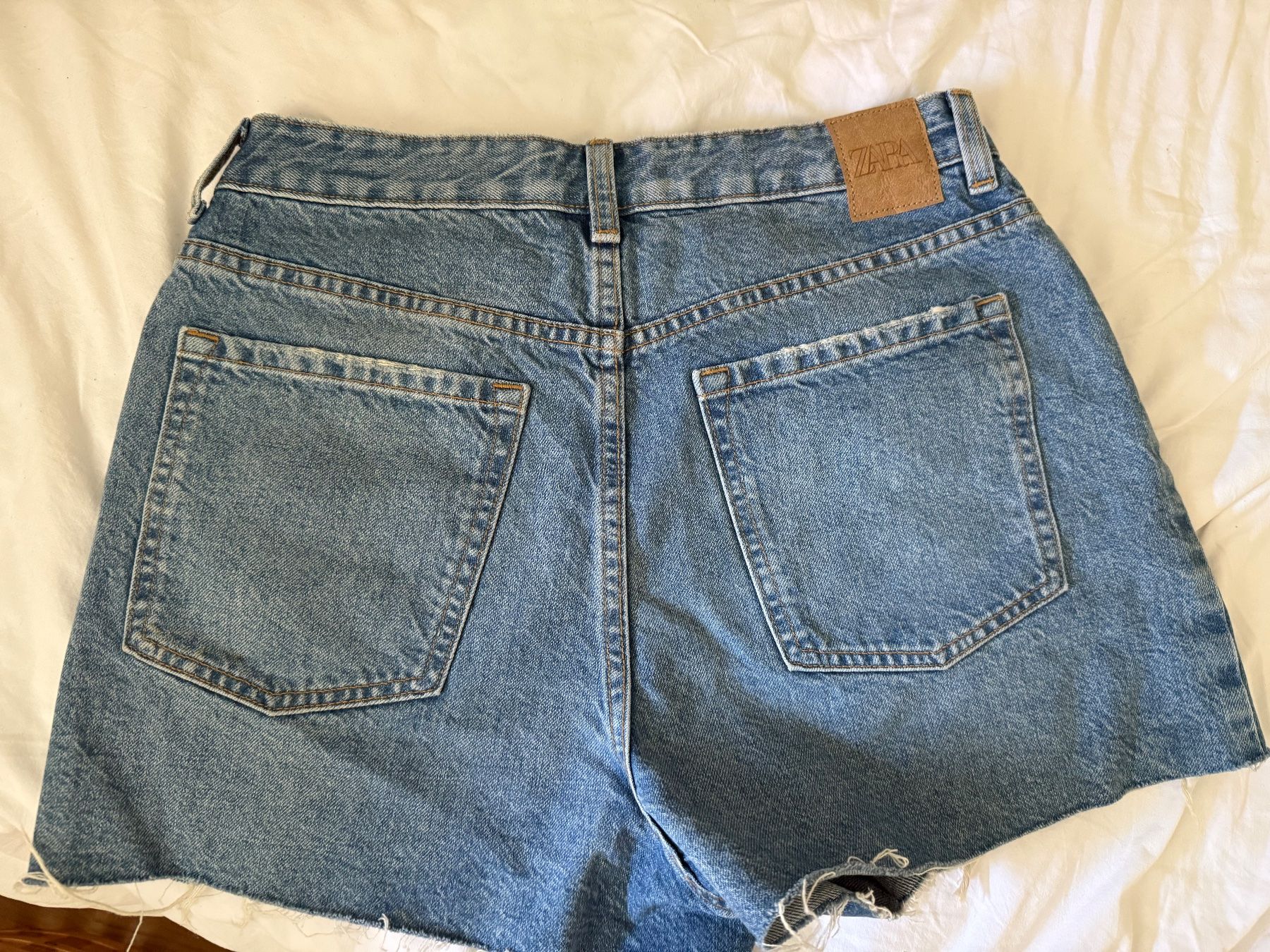 Zara Pantaloni: Zara pants – Nuovo e nell'imballaggio originale da Opfikon venduto da MabelCouture 4