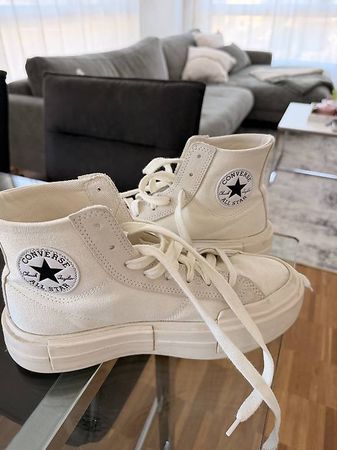 Converse Grösse 42