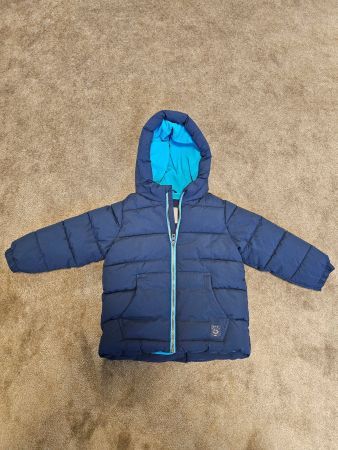 Winterjacke mit Kapuze von Next - 4/5 Jahre