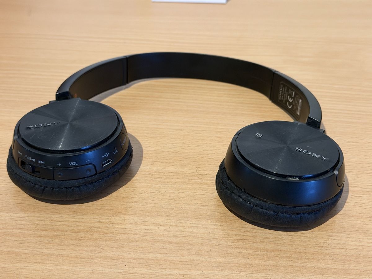 Sony Cuffie: Sony Bluetooth Kopfhörer  – Usato da Bonstetten venduto da man_zrt7