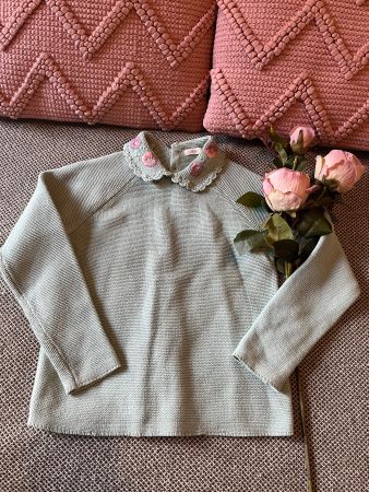 Amazing sage green jumper with flower embroidery  6-7j/122cm