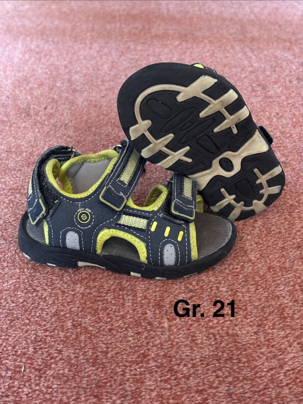Schuhe für Jungen: Sandale – Gebraucht aus Oberiberg von mon_q7c2