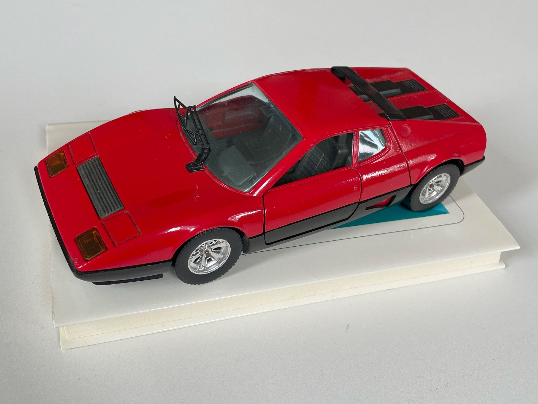 Ferrari Modellini d'auto: Modellauto Ferrari Burago 1/24 rot Vintage – Usato da Brüttisellen venduto da Buxus