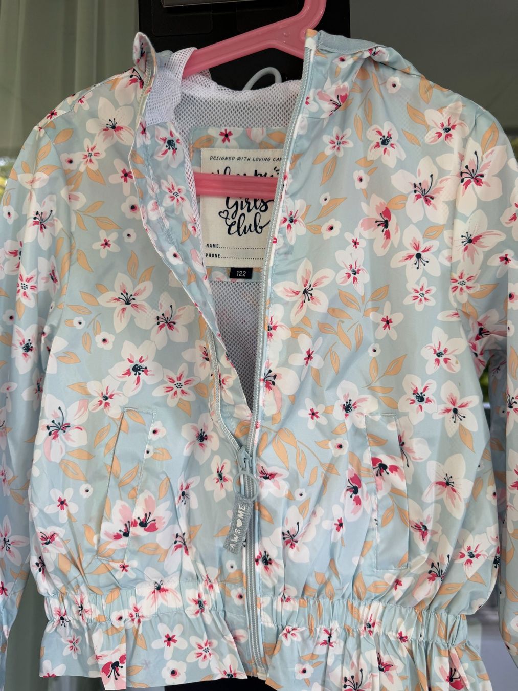 Giacche & Cappotti: Hellblaue Kinder-Windjacke mit Blumenmuster (Größe 122) – Usato da Frauenfeld venduto da geo_rpd9 1