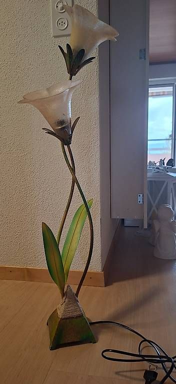 Lampen: Stehlampe – Gebraucht aus Männedorf von Mis_nl7l 1