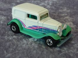 '32 Ford Delivery mint 1:64