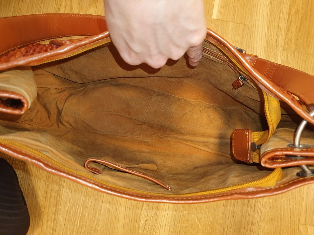 Krokodilleder Tasche Gurt (Gebraucht) in Holziken für CHF 70