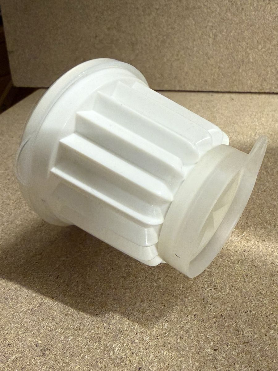 Tupperware Contenitori & Simili: Tupperware Dessertformen, 4 Stk., Weiss, Top Zustand – Usato da Oberägeri venduto da eladiel 1