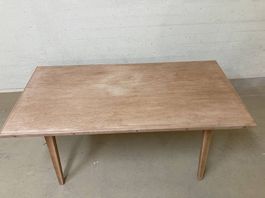 Schöner Beistelltisch 