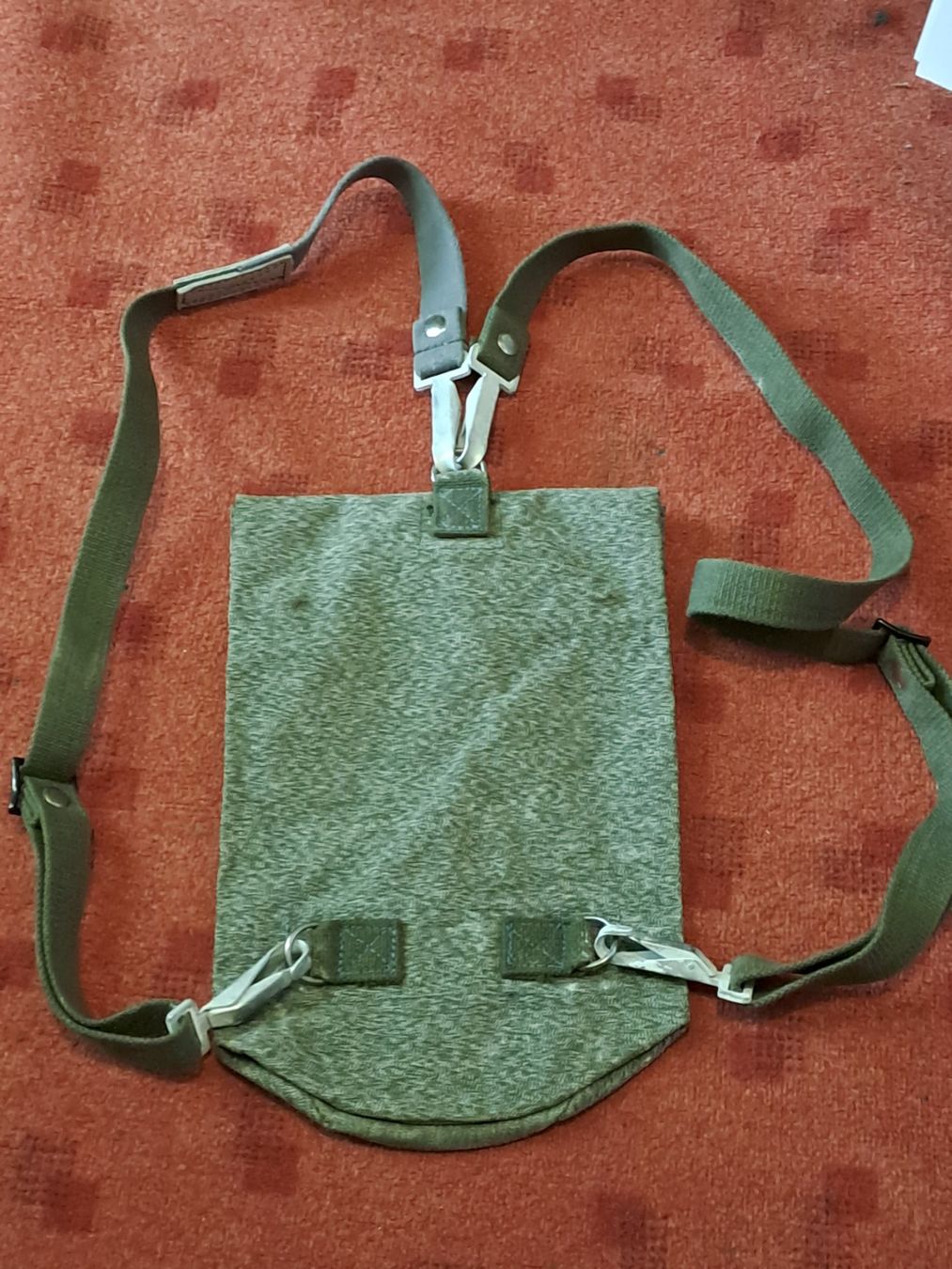 Schweizer Armee Uniformi: Schutzmasken Rucksack,  sehr selten – Usato da St.Gallen venduto da Infanteriewerk 1