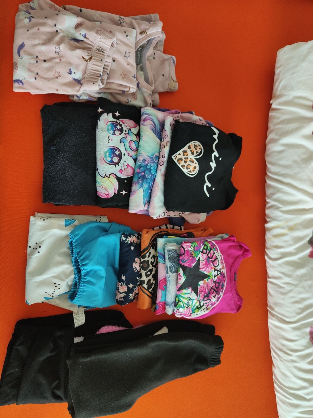 Lotti & Set di vestiti: kleiderpacket Mädchen 122 – Usato da Ettiswil venduto da Sae_by