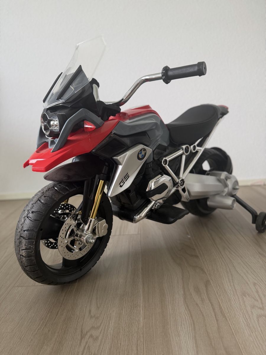 BMW Veicoli per bambini: Kinder Elektro Motorrad BMW GS rot – Usato da Reinach AG venduto da gin_kdm8 1
