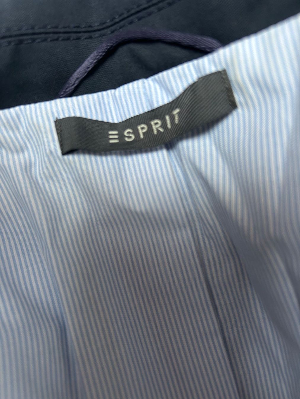 Esprit Completi & Tailleur: Esprit Blazer, Top Zustand, Gr. 32, dunkelblau – Nuovo (secondo la descrizione) da Luzern venduto da mhbob 2