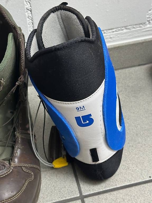 Scarpe da uomo: Snowboard Schuhe 42 – Usato da Zürich venduto da daz_85bq 3
