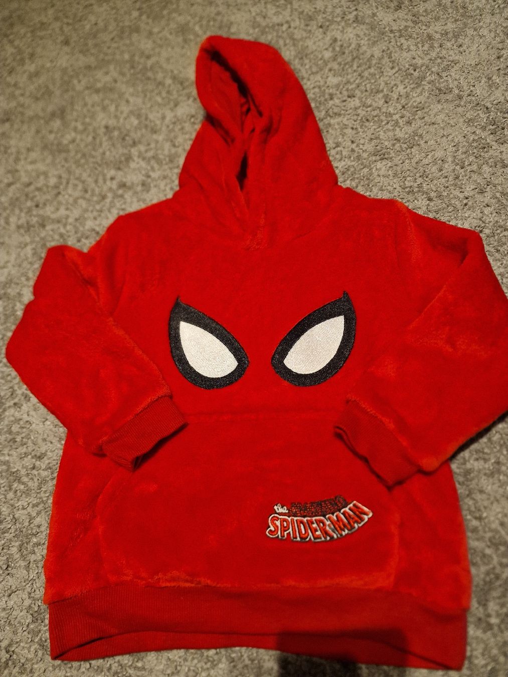 H&M Pulls et sweat-shirts: Spiderman H&M Pulli 4-5 – D'occasion à Basel par chingson