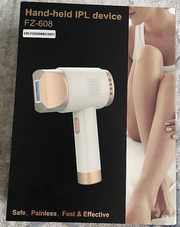 Epilatori: neu & unbenutzt  IPL Haarentfernungsgerät – Nuovo e nell'imballaggio originale da Basel venduto da gou_7hp