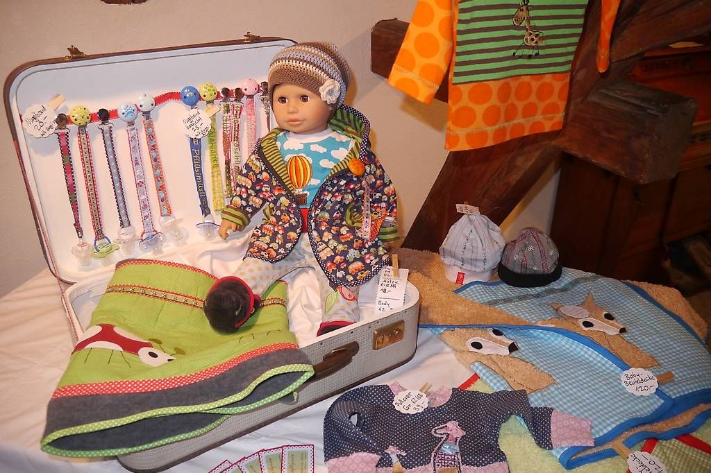 Bambole: Puppe mit Kleidergrösse 74 – Usato da Schötz venduto da tuepfliqueen 1