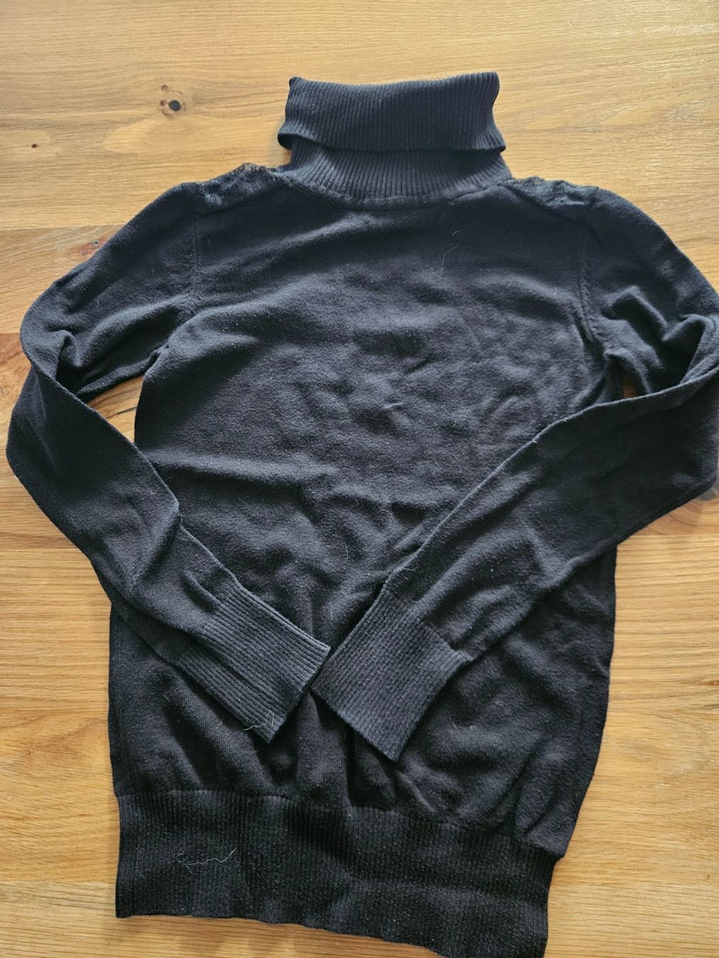Maglioni & Felpe: Rollkragen Pullover Gr. 140-146 schwarz – Usato da Engelburg venduto da ynnoc19