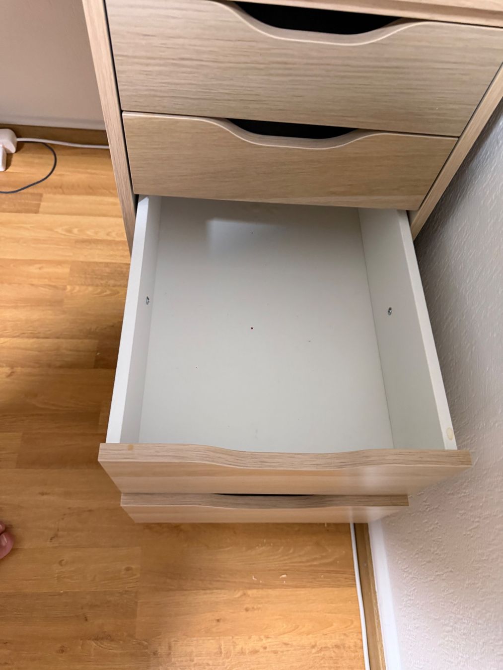 Ikea Schreibtische: Schreibtisch mit Schrank – Gebraucht aus Winterthur von mar_x9kp 3
