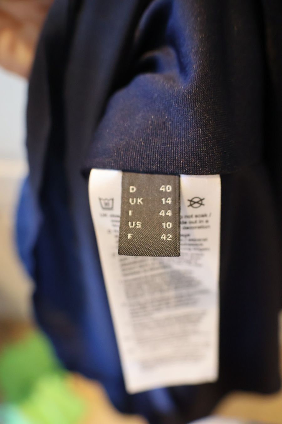 Esprit Kleider: Esprit Kleid dunkelblau – Gebraucht aus Winterthur von jul_v9wx 4