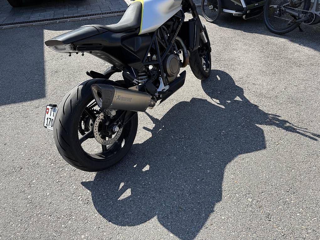 Husqvarna Strada: Vitpilen 701 husqvarna** – Usato da Losone venduto da imez 1