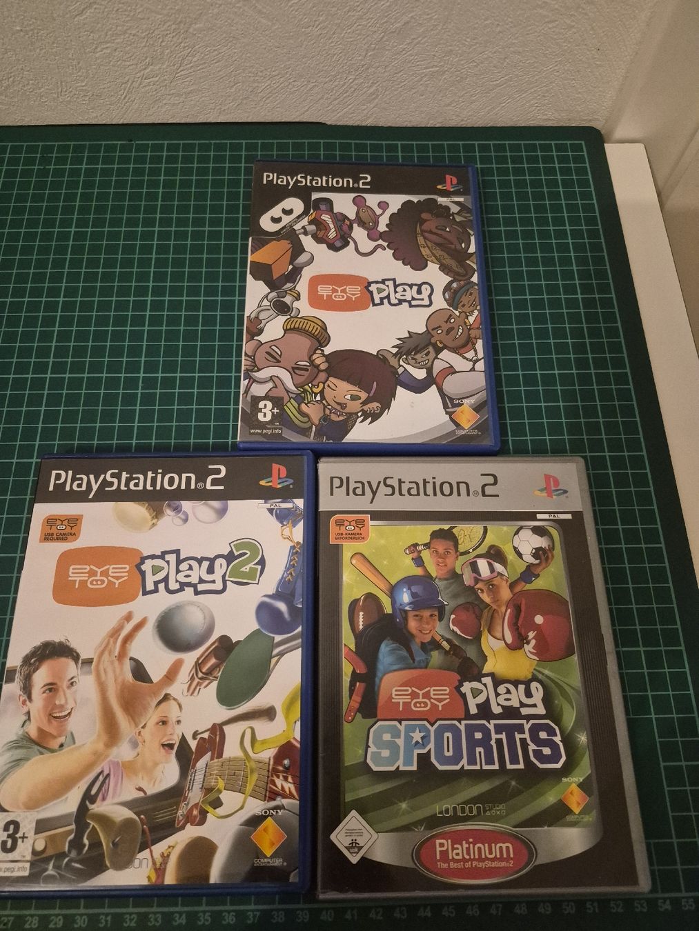 Sony Giochi: PlayStation 2 EyeToy Games Bundle - Fun for Everyone!  – Usato da Meyrin venduto da Retro-GZ