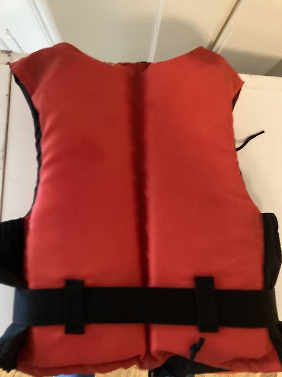 Gilets de sauvetage: Rettungsweste Kinder – D'occasion à Zürich par ElineK 2