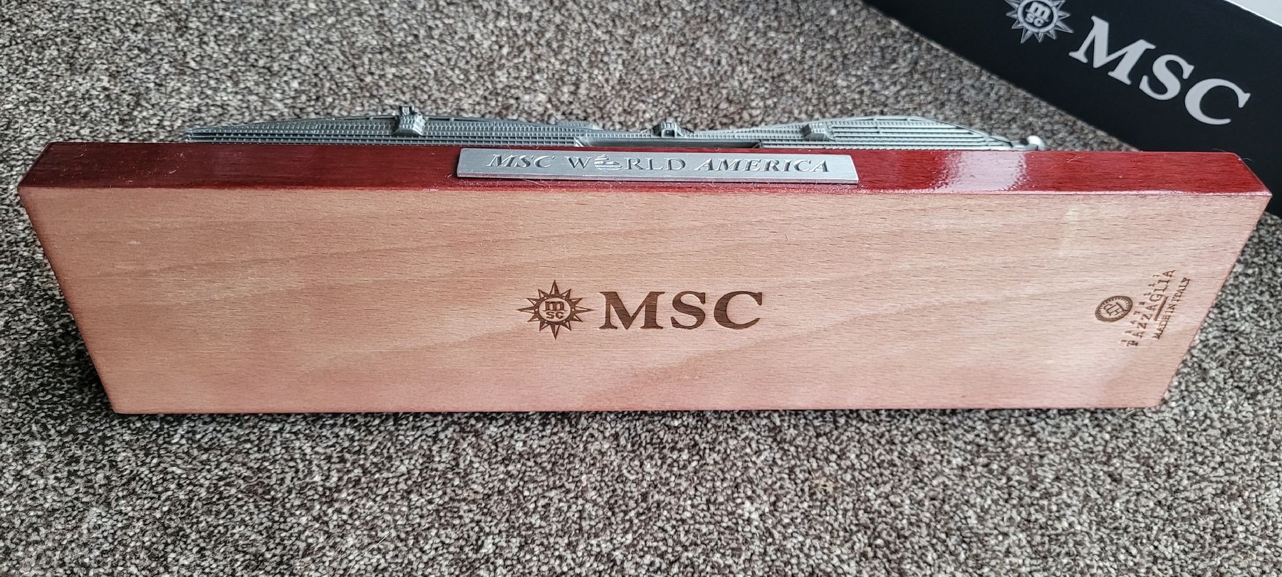 Kit di modellismo & Modellini statici: MSC Word America – Nuovo e nell'imballaggio originale da Seon venduto da Granadille 5