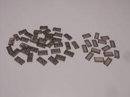 LEGO - 50 - TRANSPARENTE - GRAUE - PLÄTTLI - 2 X 1