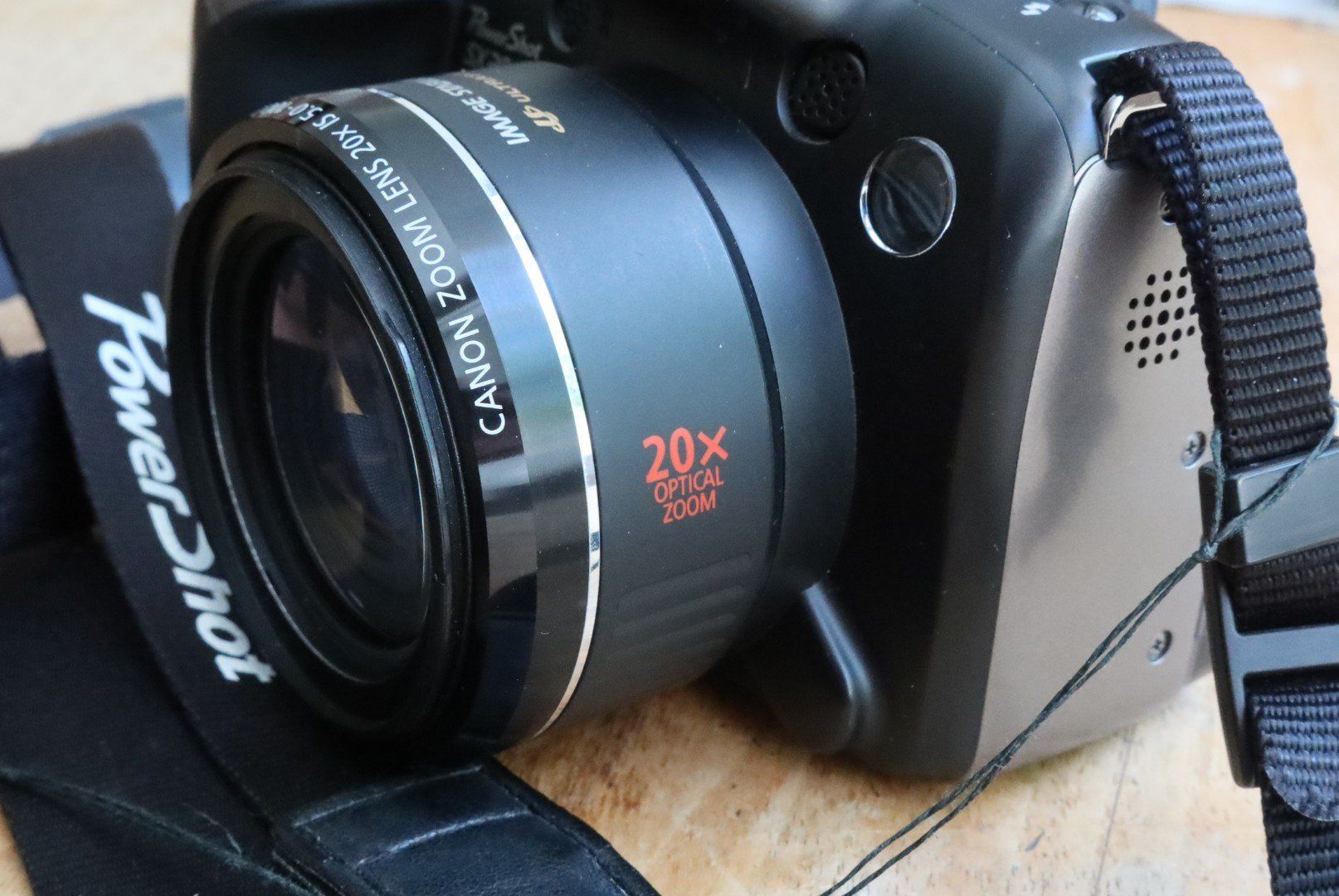 Canon Fotocamera: Canon SX20 20 fach Opt. Zoom – Usato da Jegenstorf venduto da Chris3008 6