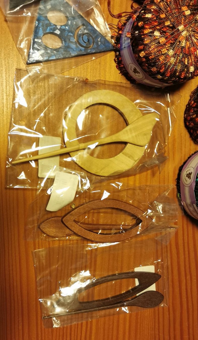 Bastelsets: Set "Schmuck stricken" mit viel Zubehör – Gebraucht aus Detligen von ras_7ksp 3